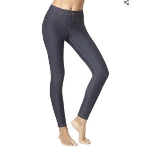 Hue Denim Jeggings